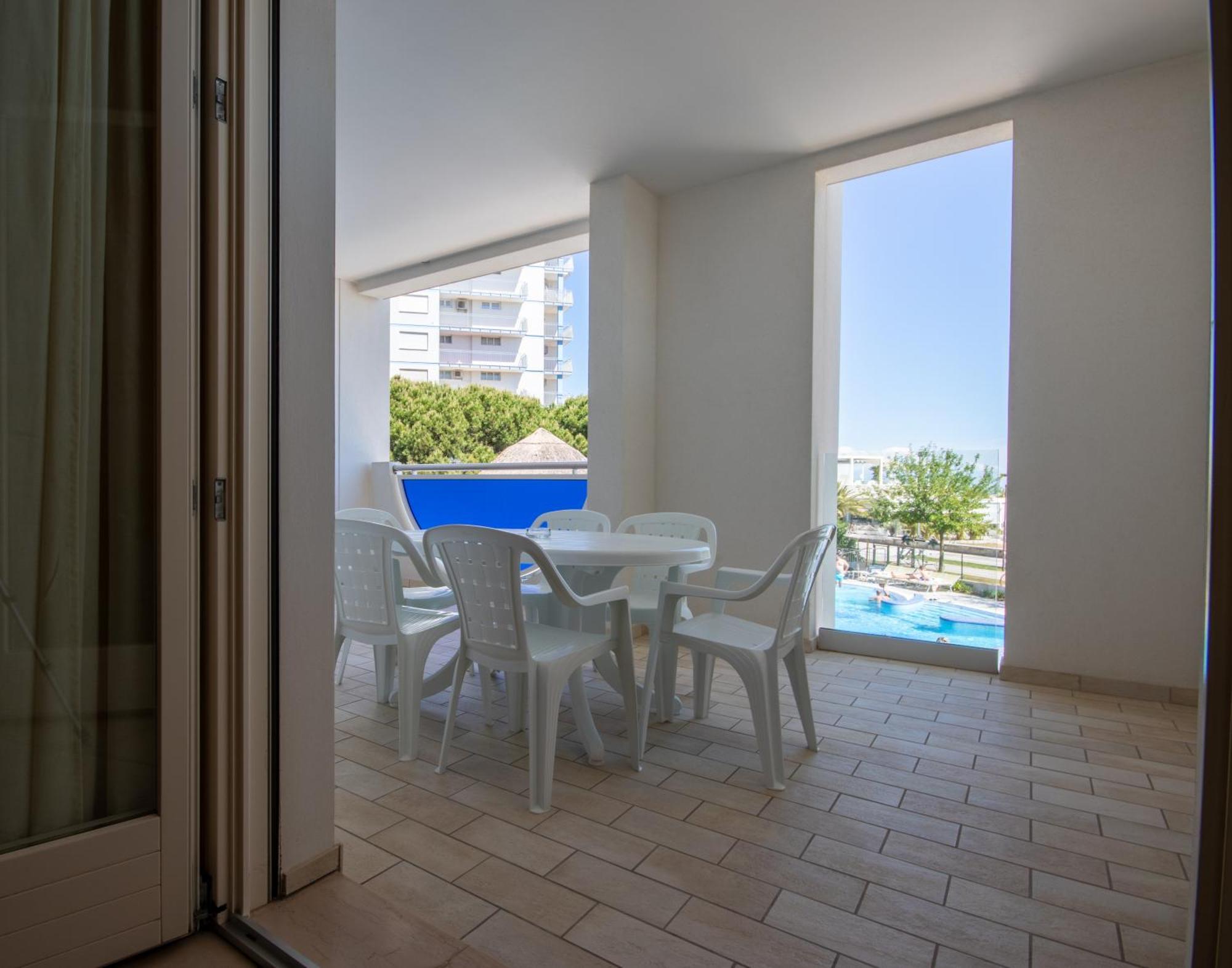 Ashanti Aparthotel Wellness&Spa Bibione Exterior foto